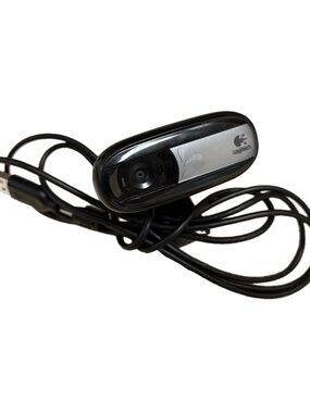 Logitech C170 USB Clip On Webcam with Microphone Black Silver for PC / Laptop